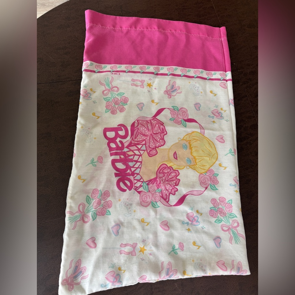 Vintage 1995 Barbie pillowcase bows roses bouquets sham toddler girls